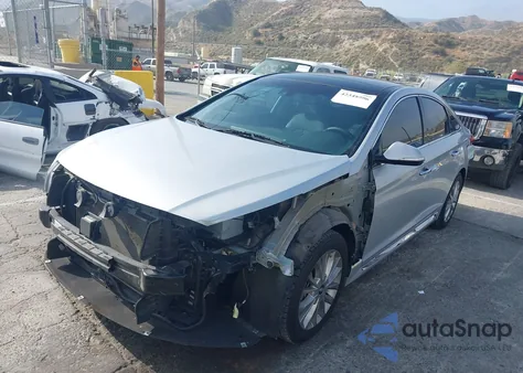 2015 Hyundai Sonata Limited z USA, uszkodzony, nr VIN 5NPE34AF2FH246695